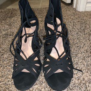 Christian Siriano- Women's 8 Lace-up heels